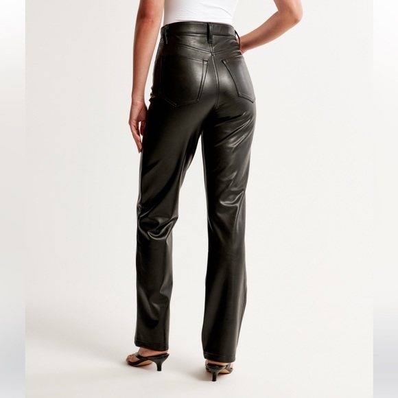 Abercrombie & Fitch Black Straight Leg Pants - Picture 3 of 6